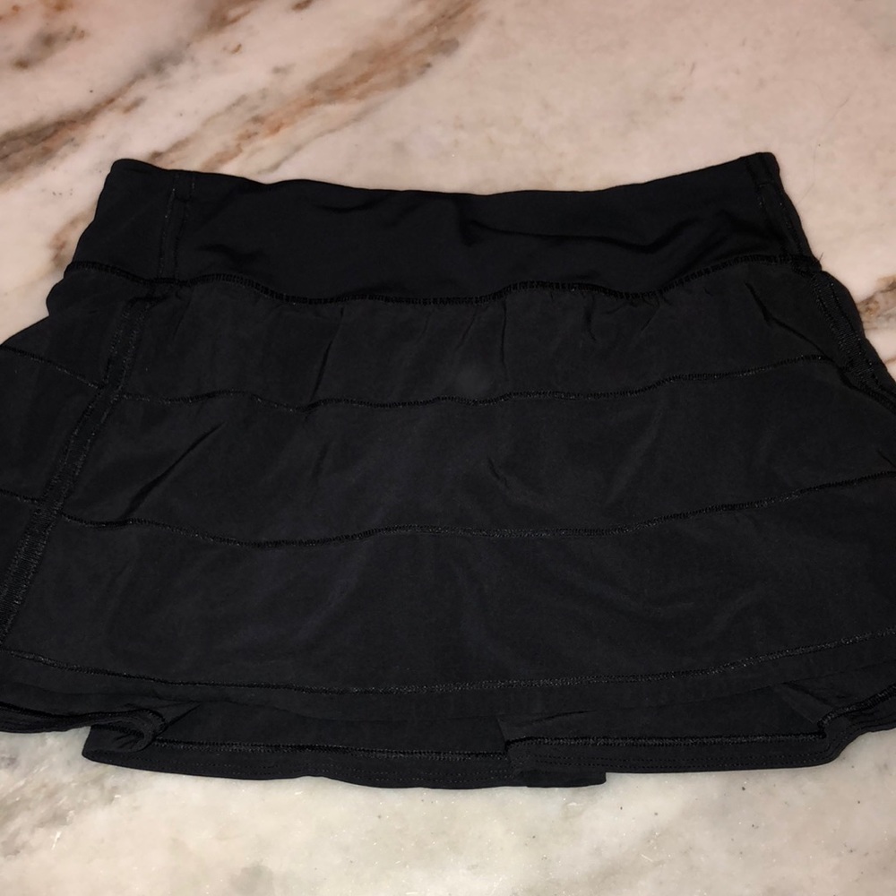 Lululemon pace rival skirt